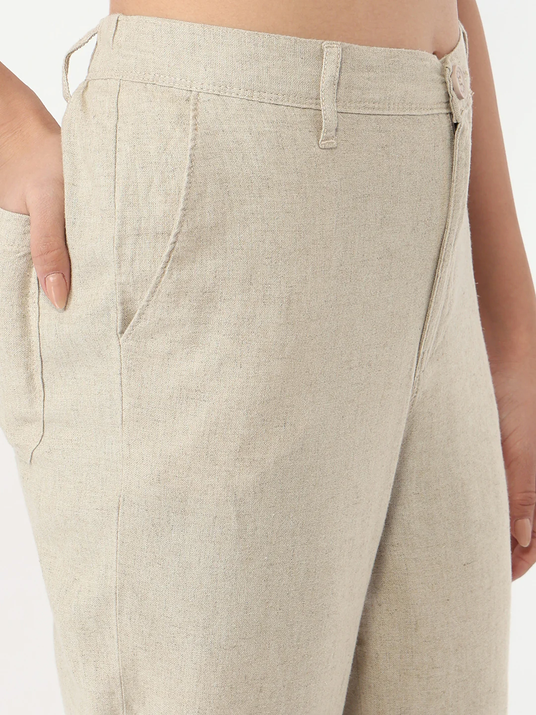Women Light Natural Mid-Rise Shorts - Image 4
