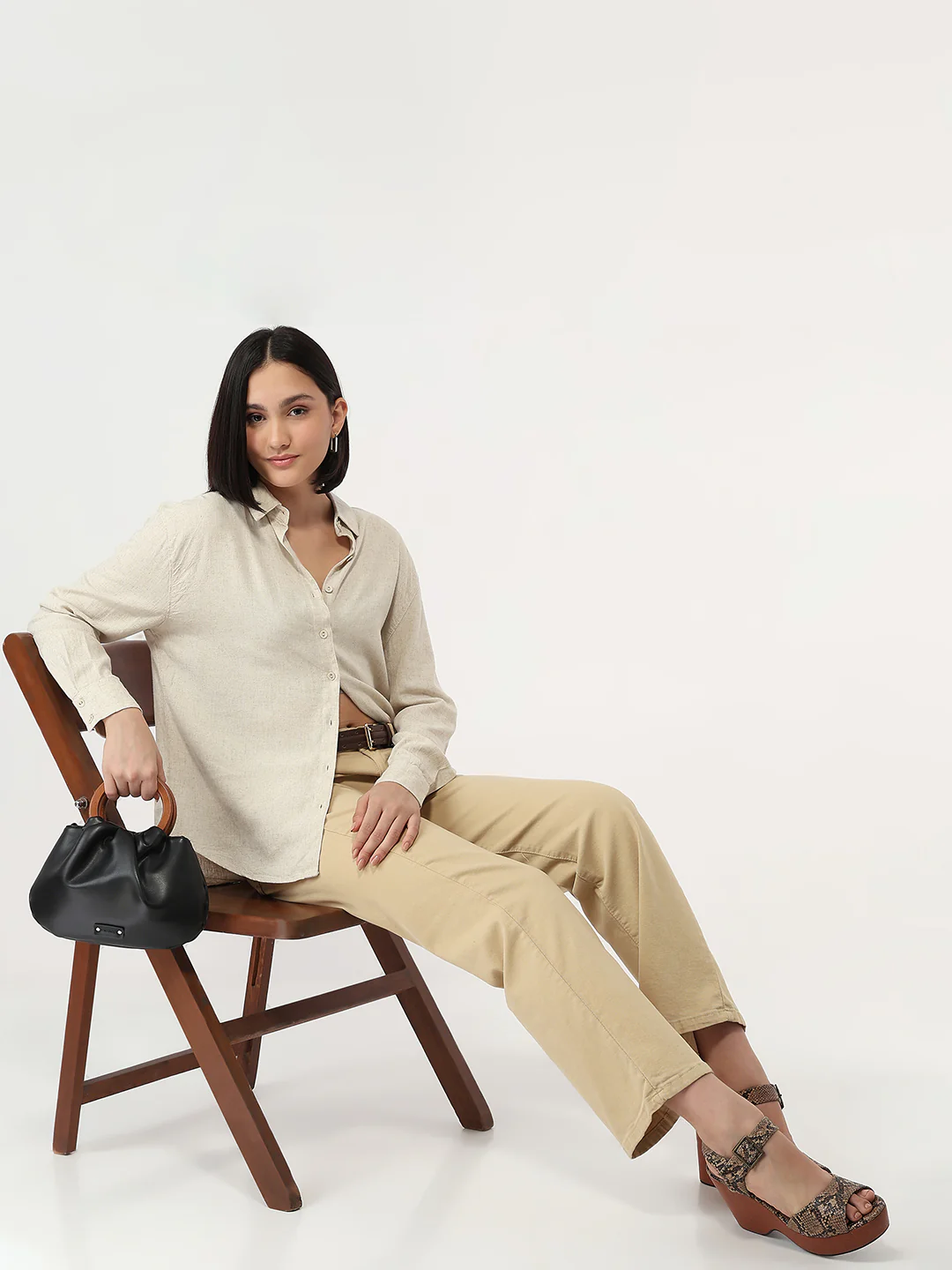 Women Light Natural Slim Oversized Shirt - Image 4