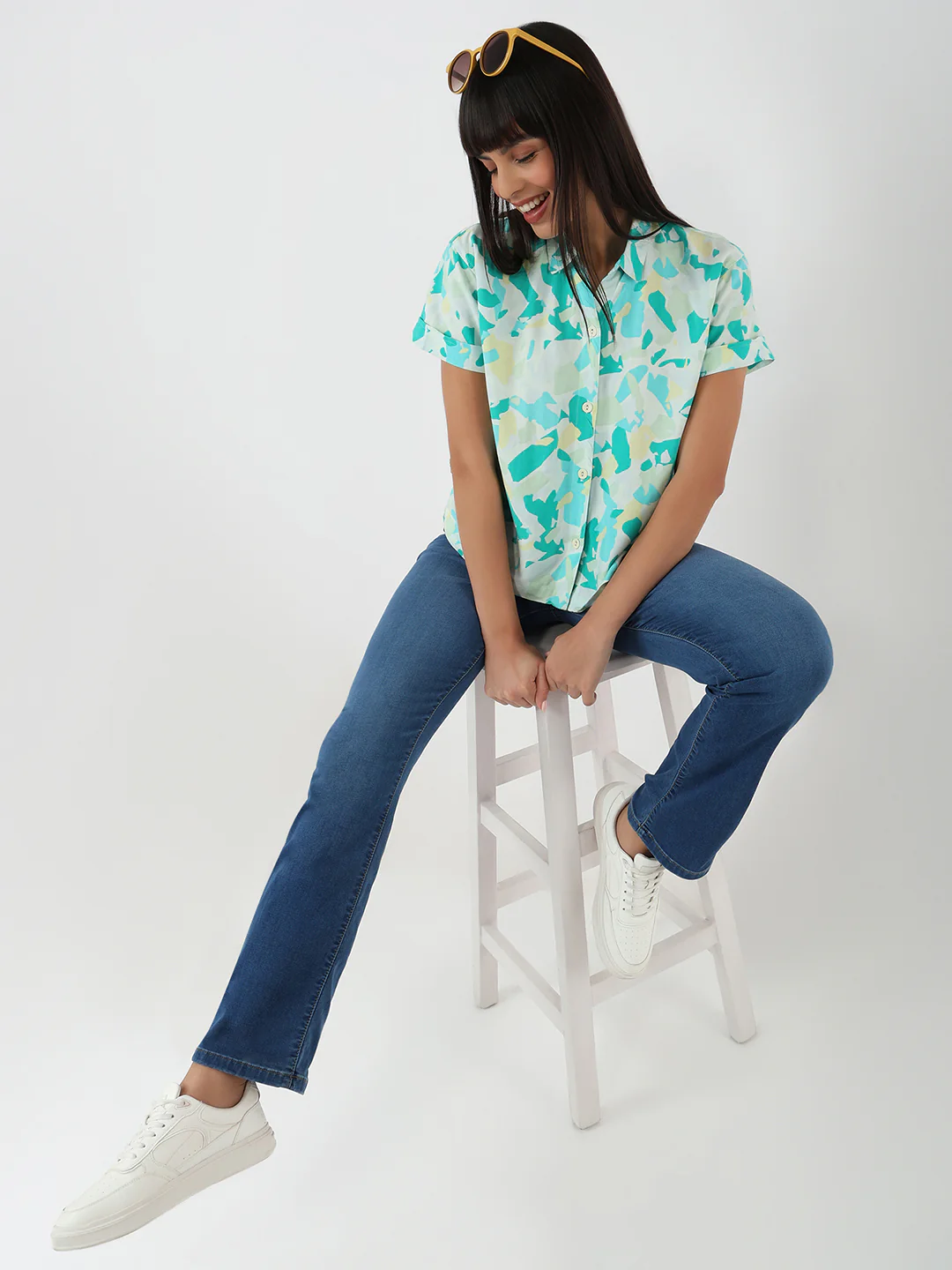 Women Marble Print Crop Shirt
