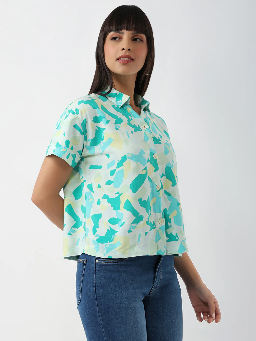 Women Marble Print Crop Shirt - Image 5