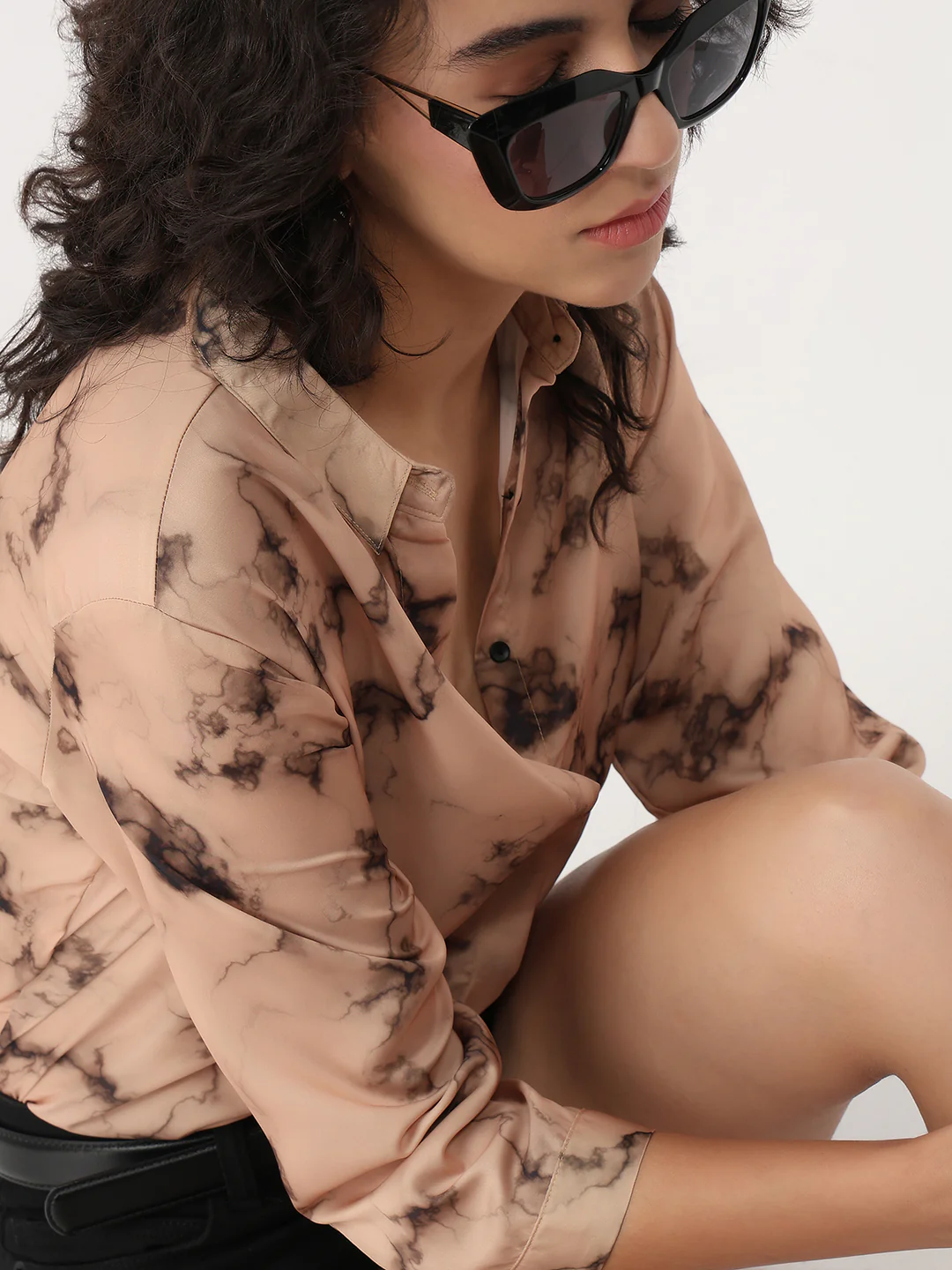 Women Marble Print Shirt - Image 5