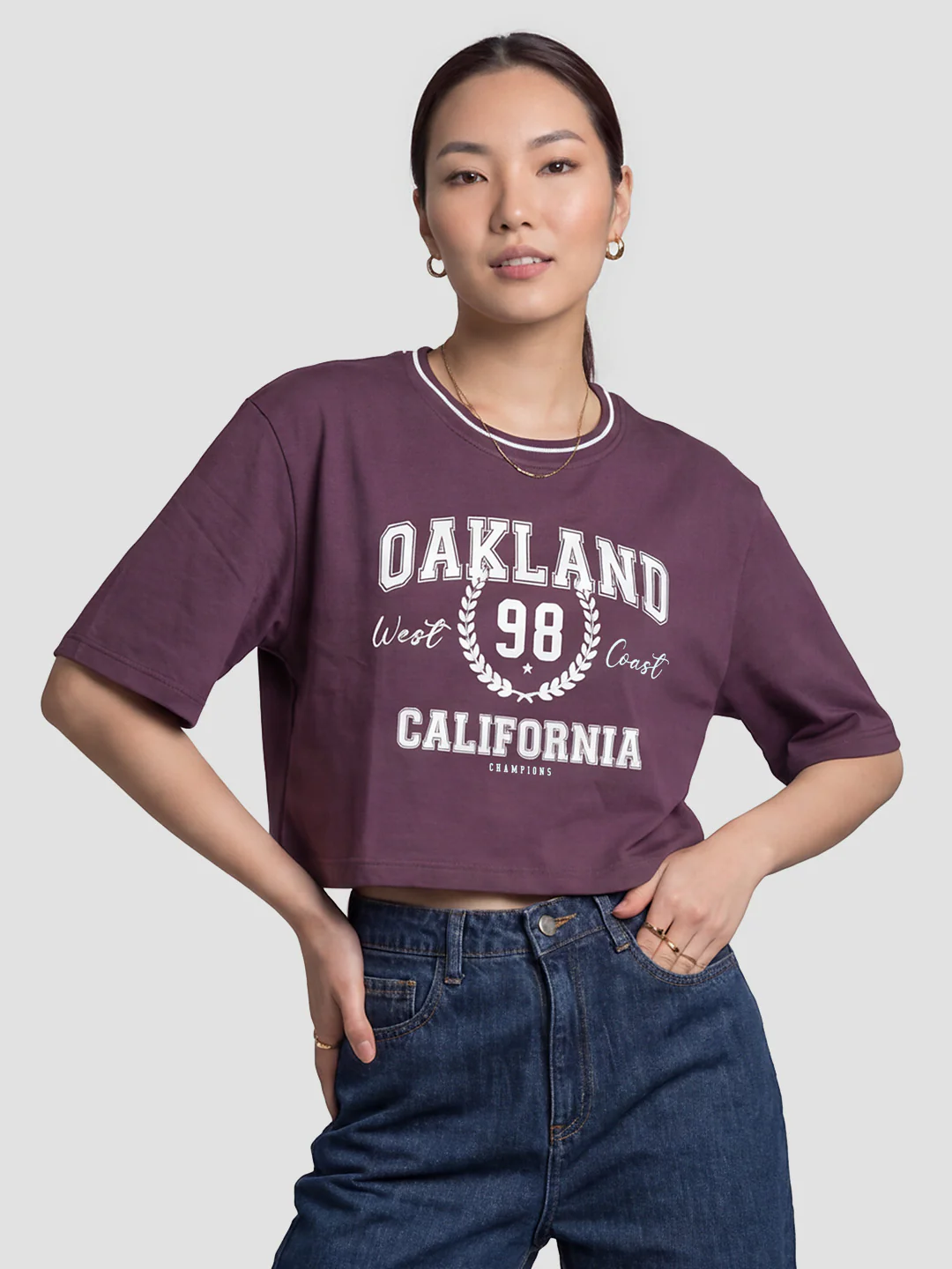 Women Mauve Graphic Print Crop Tees - Image 2