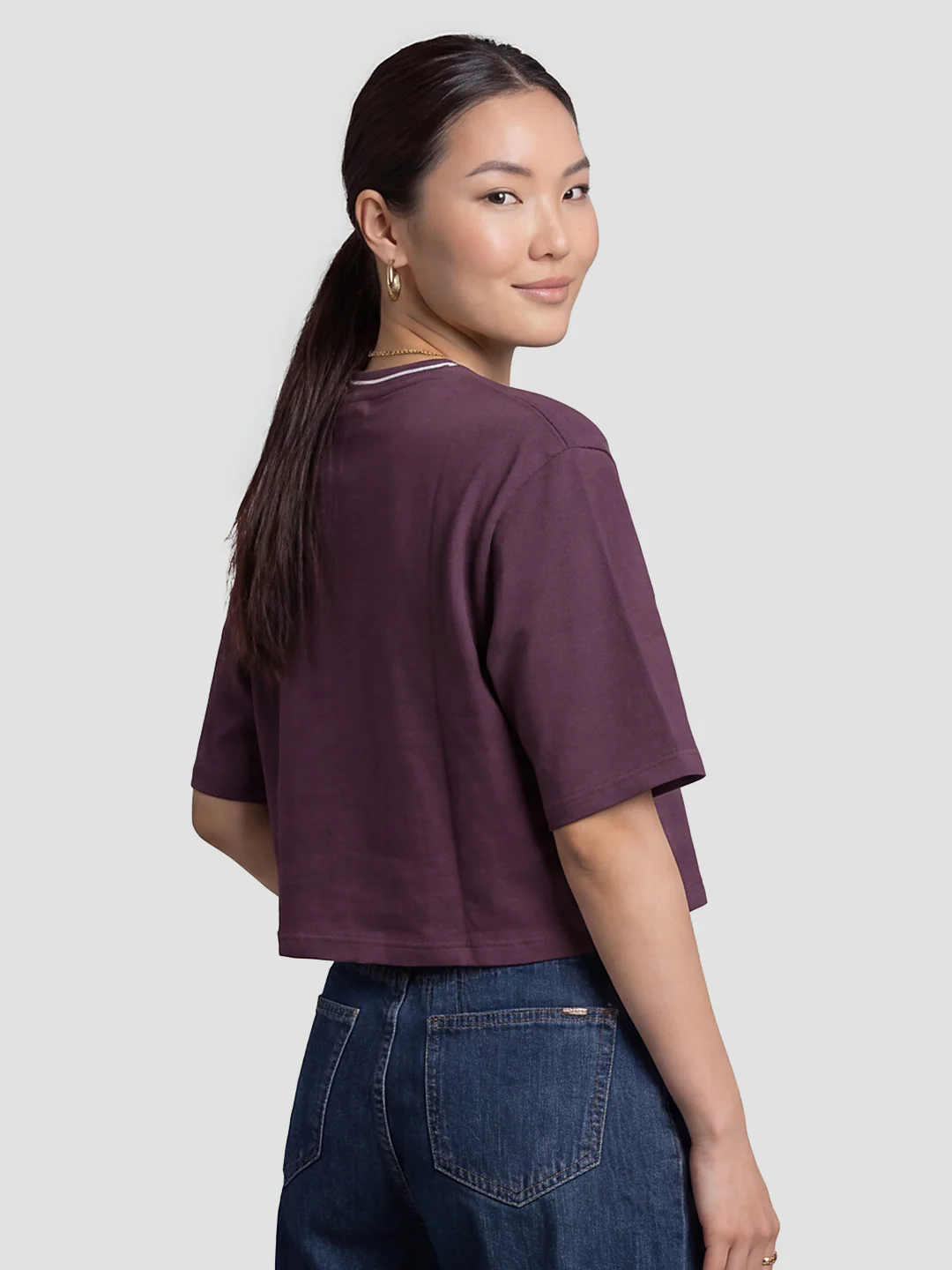 Women Mauve Graphic Print Crop Tees - Image 3