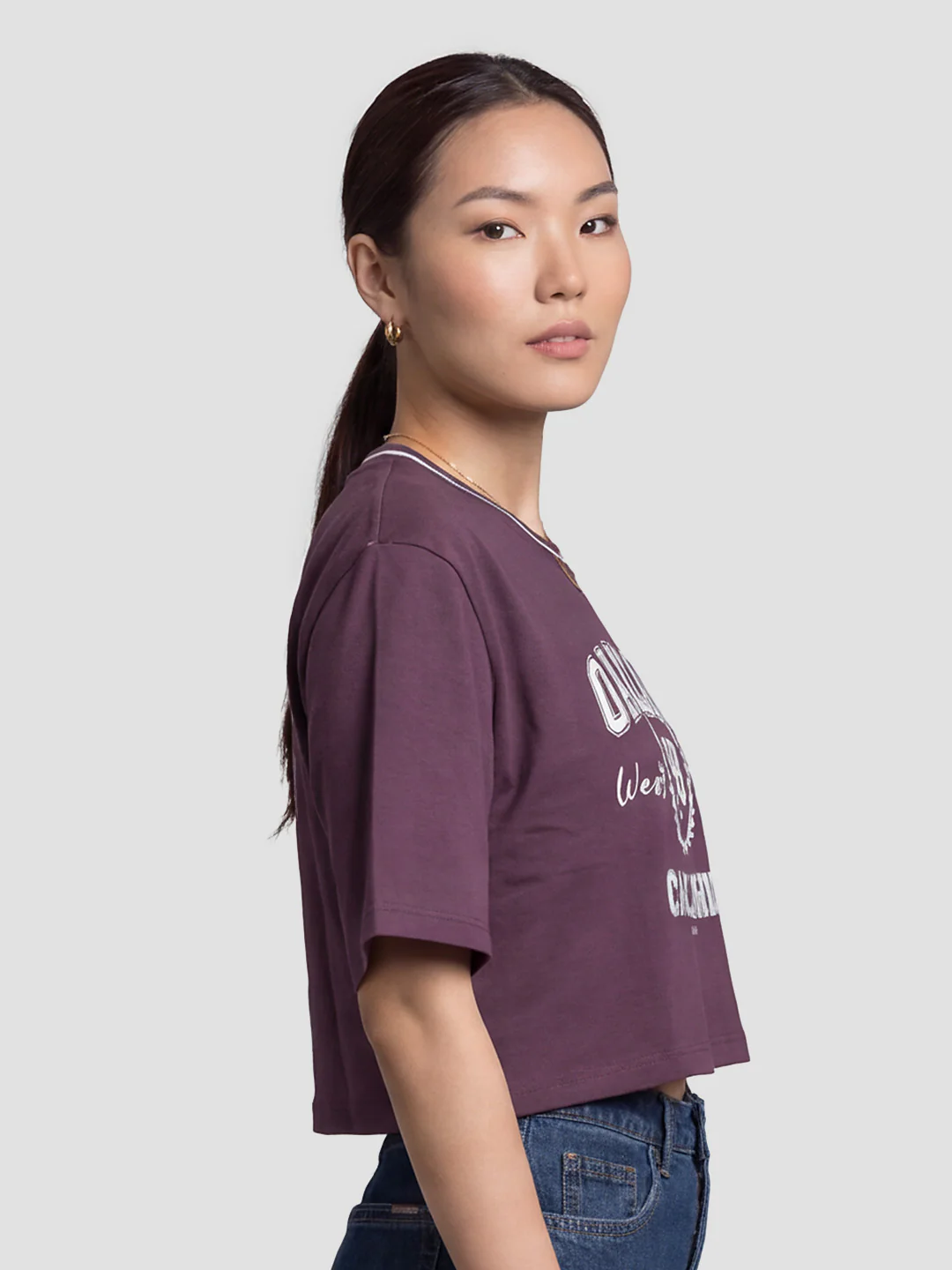 Women Mauve Graphic Print Crop Tees - Image 5