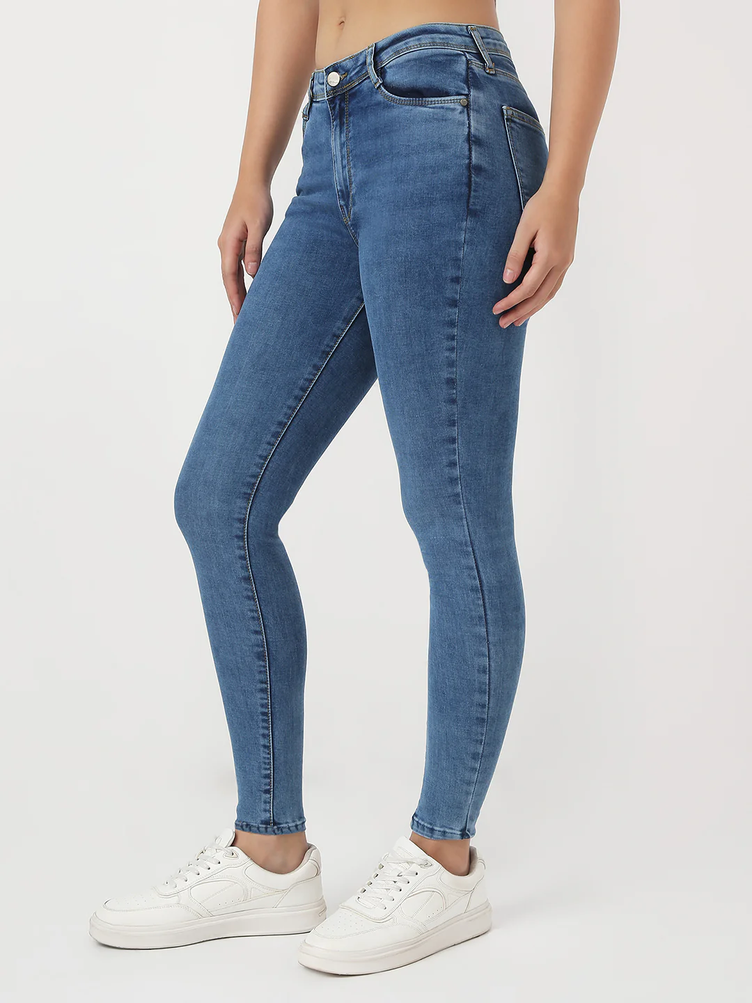 Women Medium Blue High-Rise Skinny Jeans - Image 4