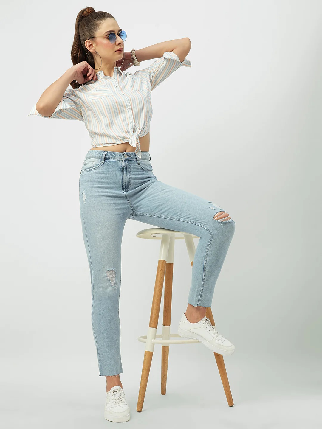 Women Mid Blue High-Rise Slim Straight Fit Jeans