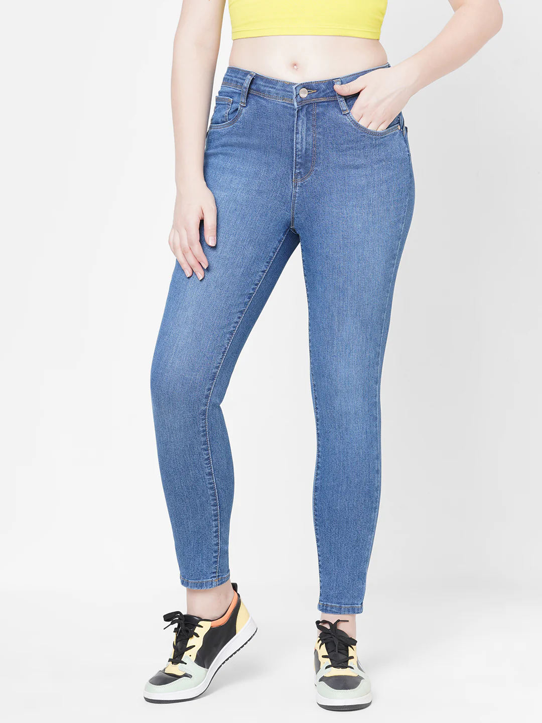 Women Mid-Rise Push Up Super Skinny Jeans - Image 2