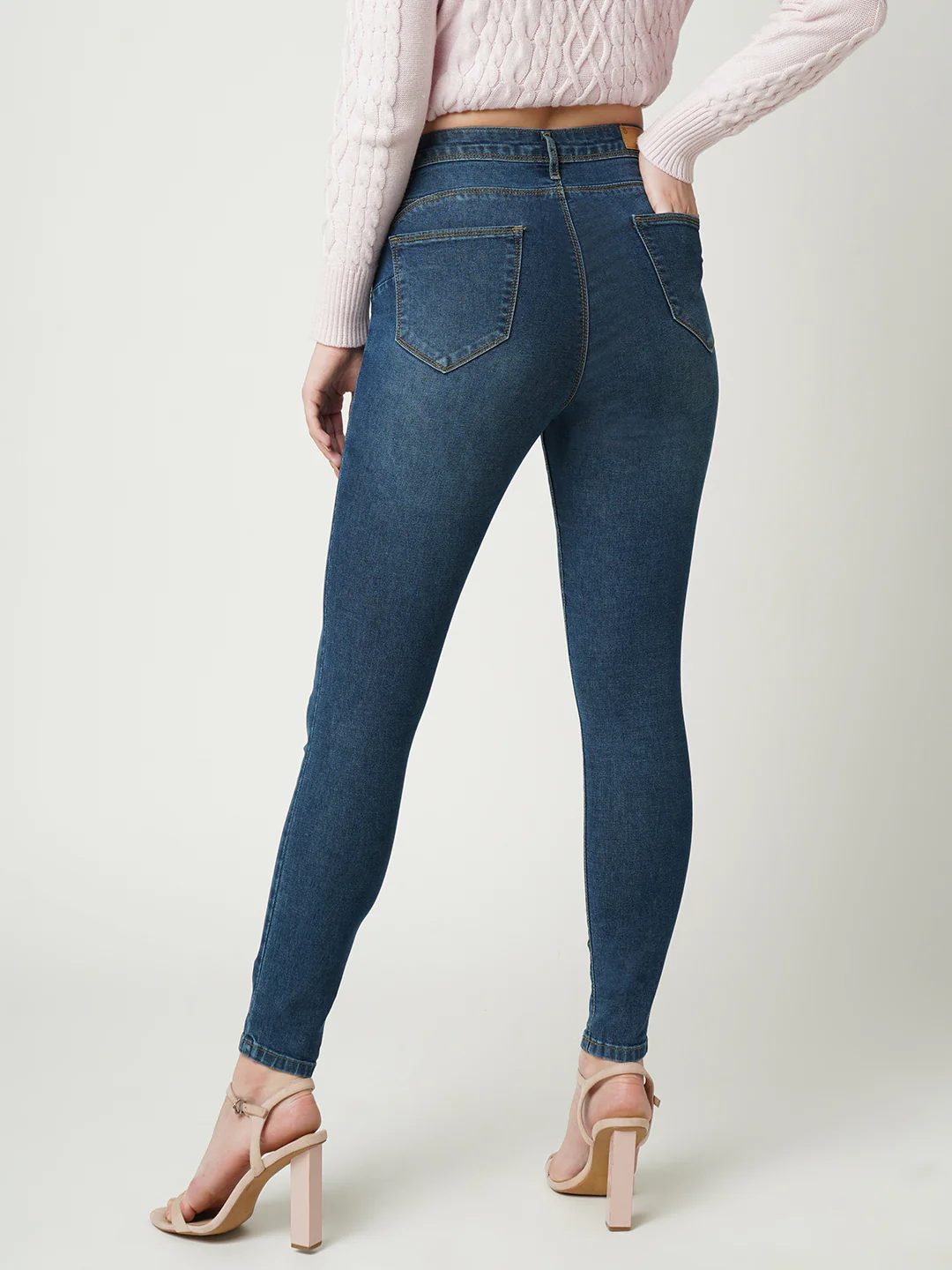 Women Mid-Rise Push Up Super Skinny Jeans - Image 3
