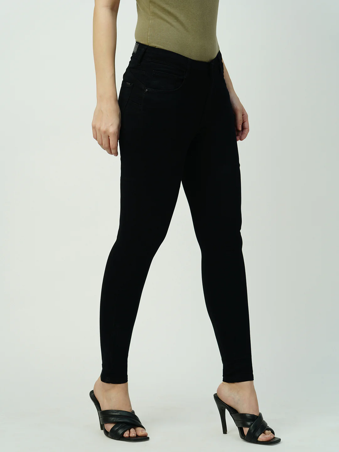 Women Mid-Rise Sculpt Fit Jeans - Image 5