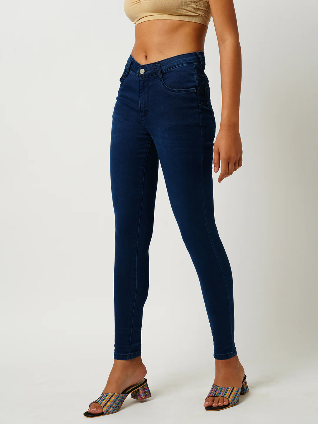 Women Mid-Rise Sculpt Fit Jeans - Image 5