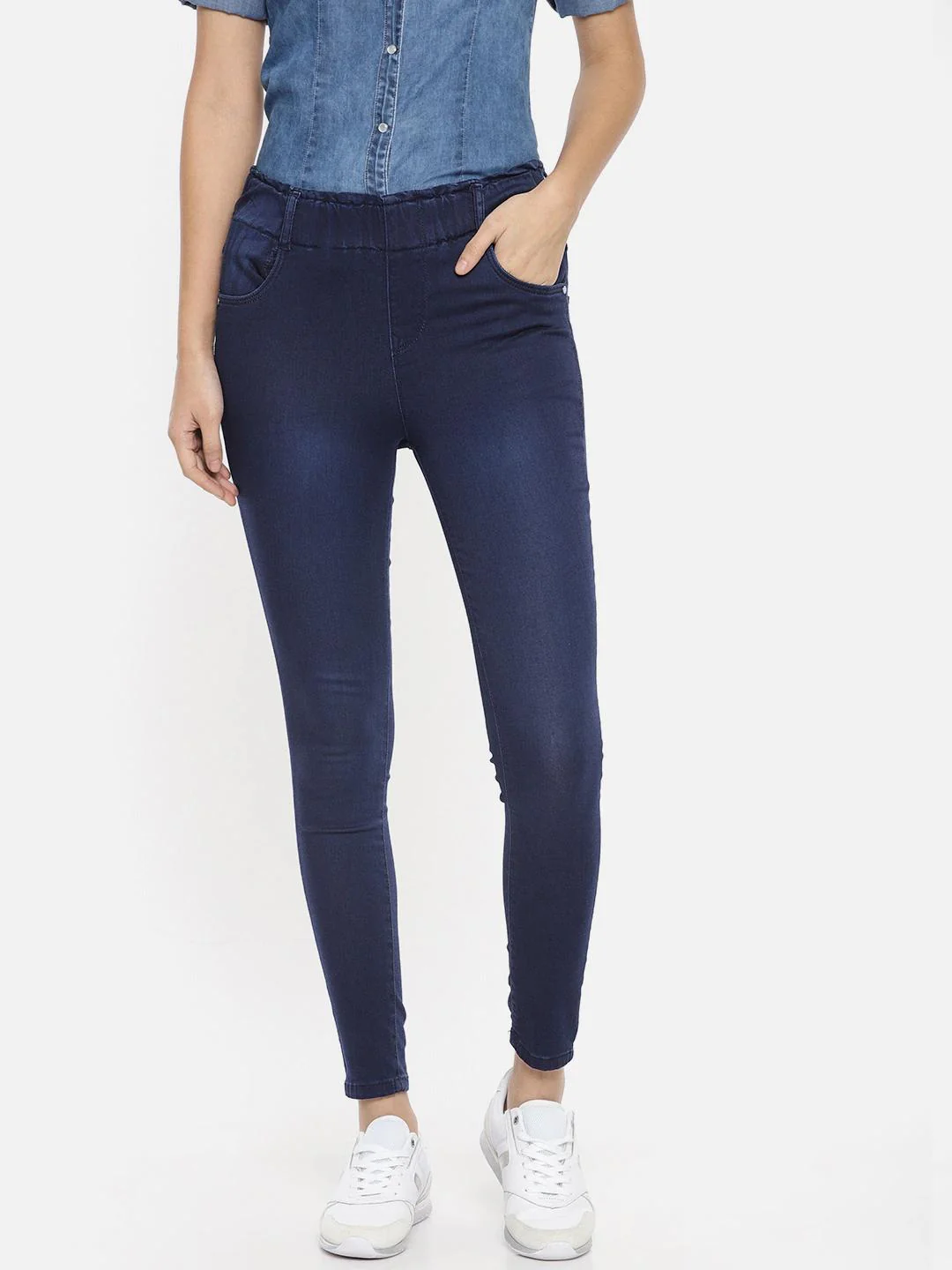 Women Mid-Rise Skinny Crop Jeans - Image 2