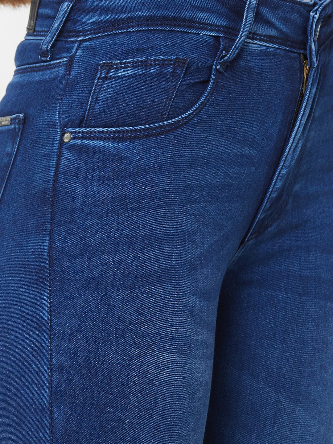 Women Mid-Rise Skinny Crop Jeans - Image 5