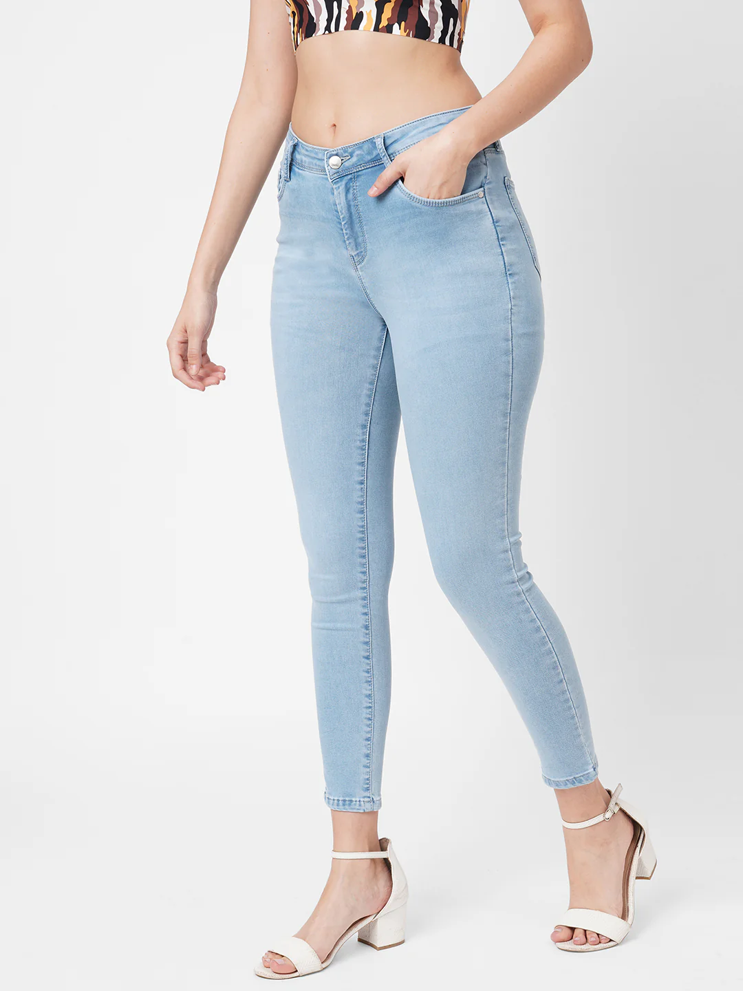 Women Mid-Rise Skinny Jeans - Image 6