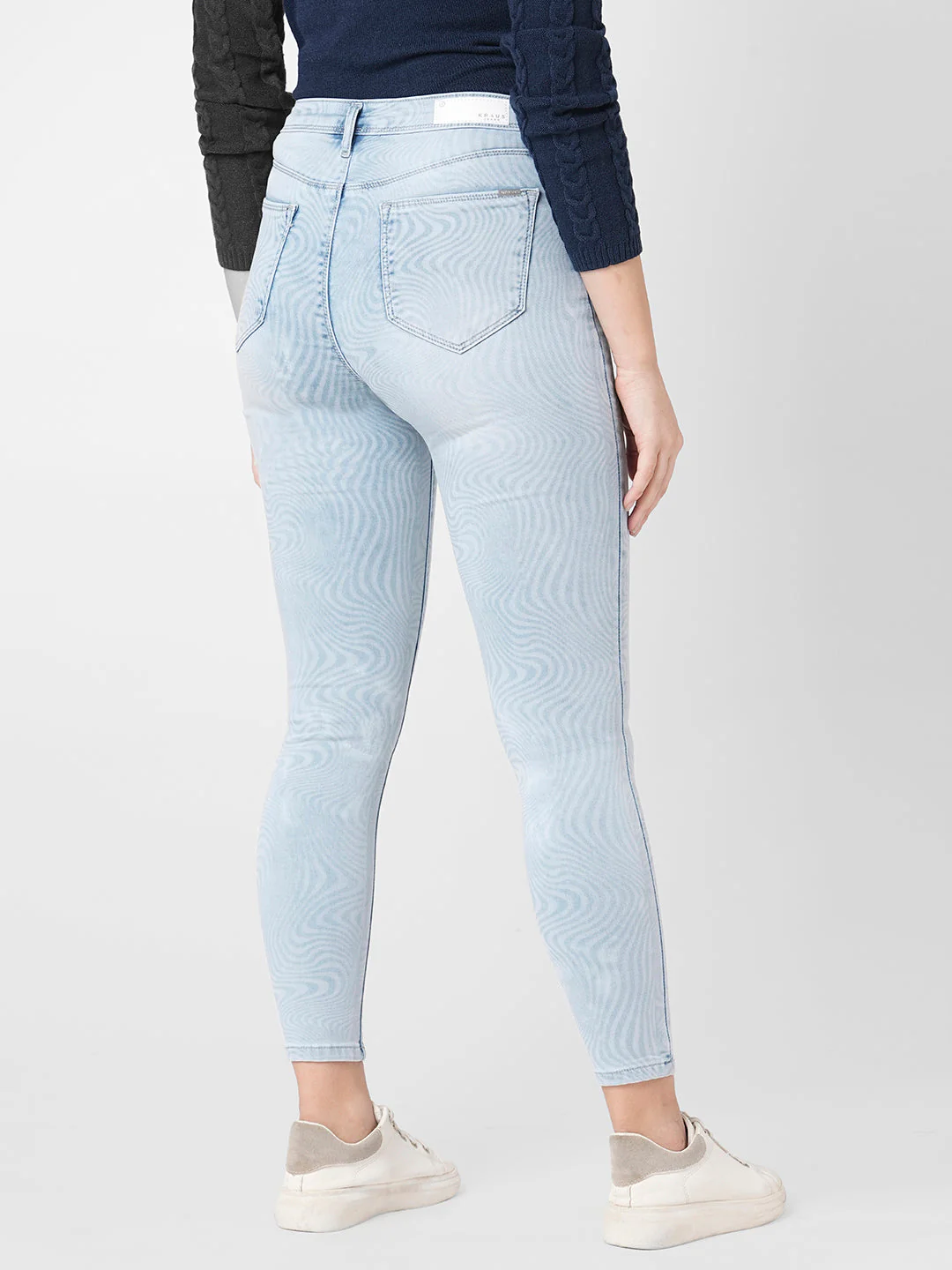 Women Mid-Rise Skinny Jeans - Image 3