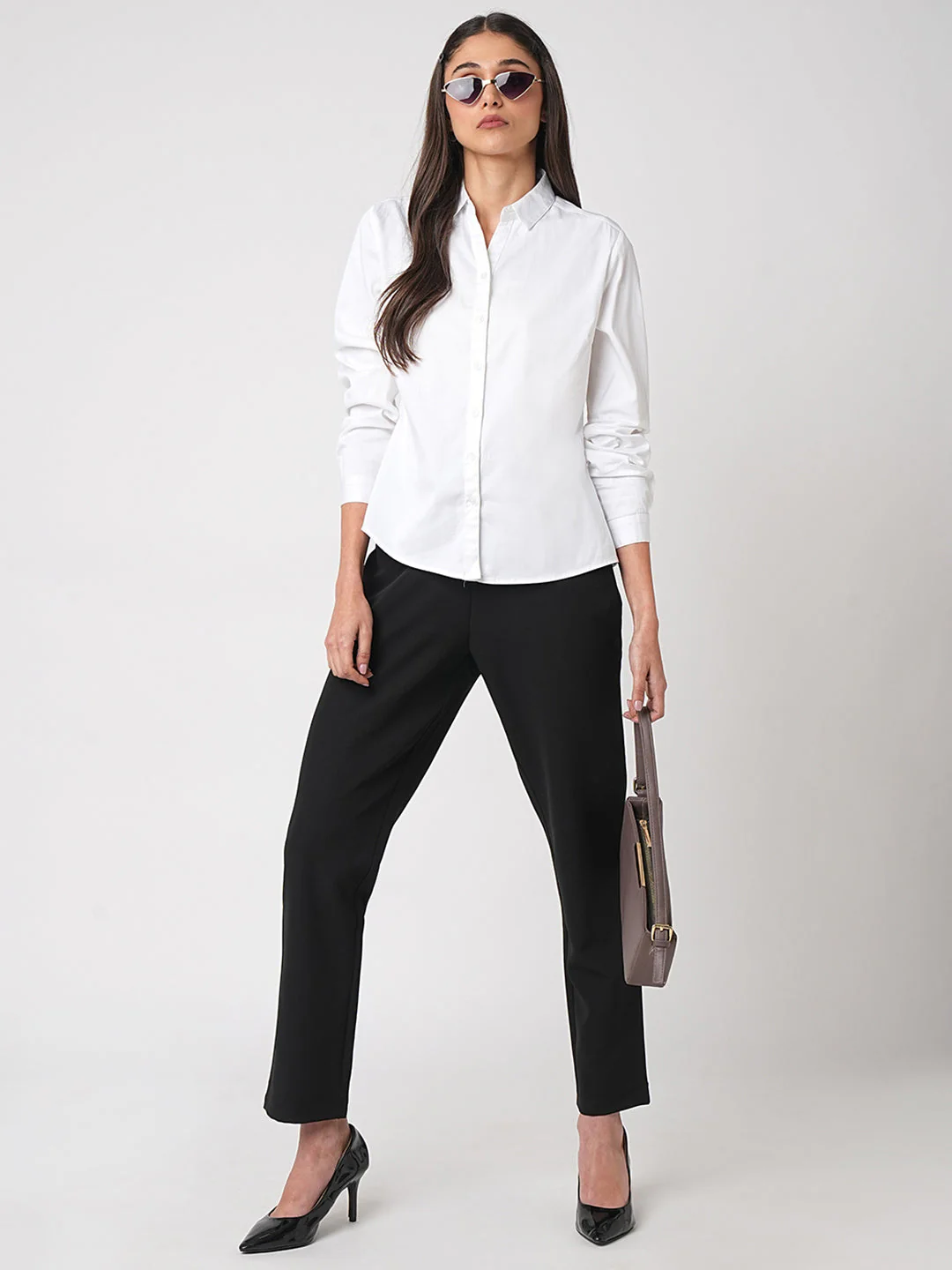 Women Mid-Rise Slim Fit Trousers - Image 4