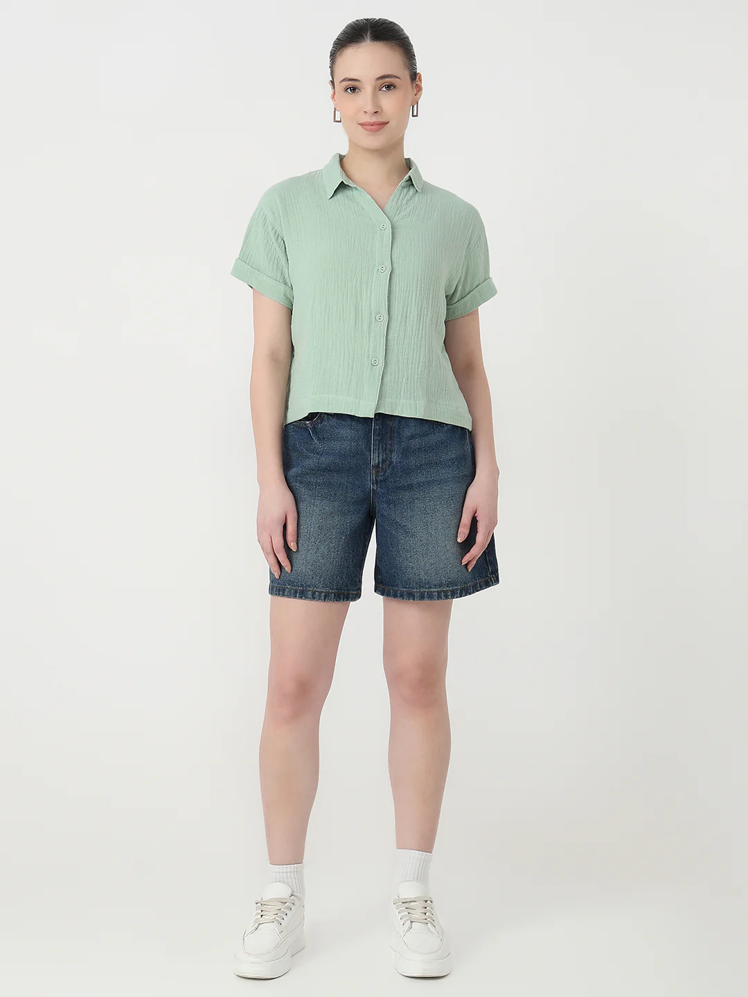 Women Mint Slim Fit Crop Shirt - Image 4