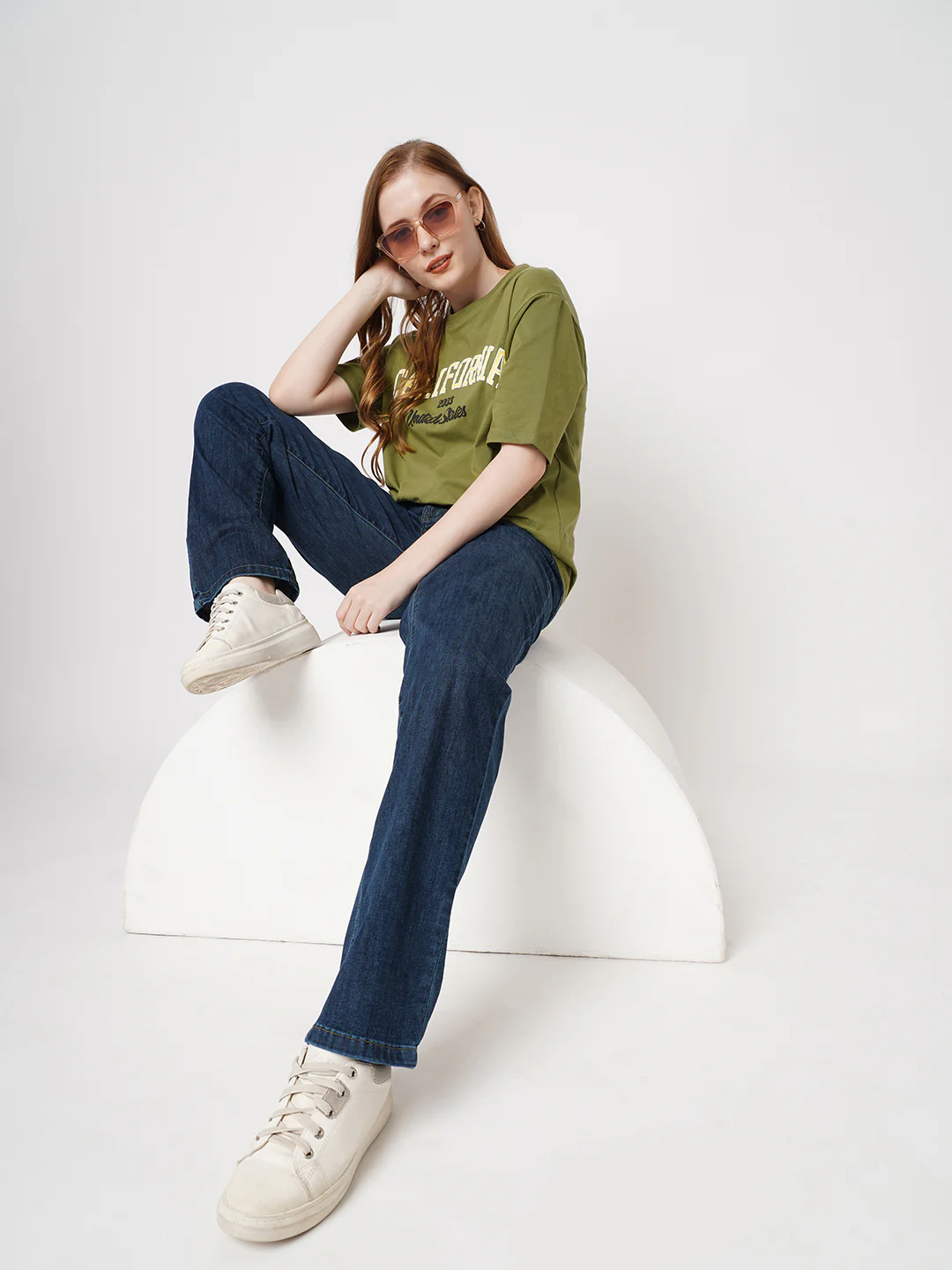 Women Novel Blue Relax Straight Fit Jeans