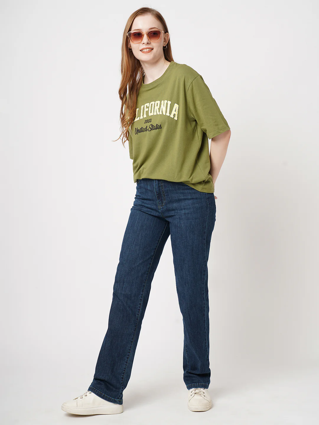 Women Novel Blue Relax Straight Fit Jeans - Image 4