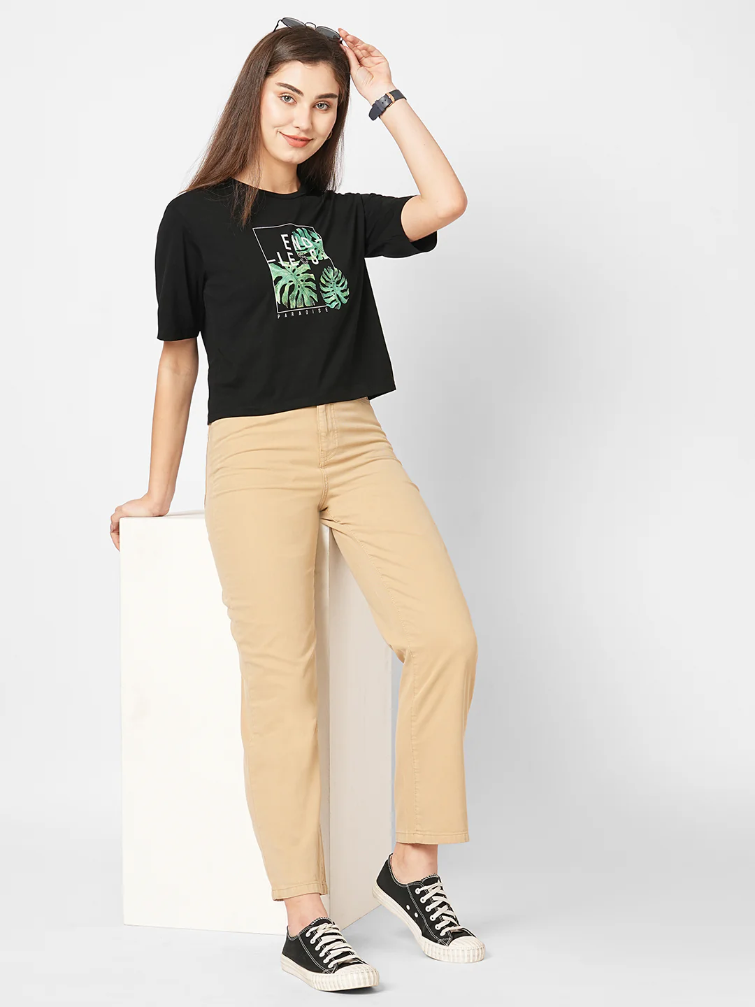 Women Oatmilk High-Rise Loose Straight Fit Jeans
