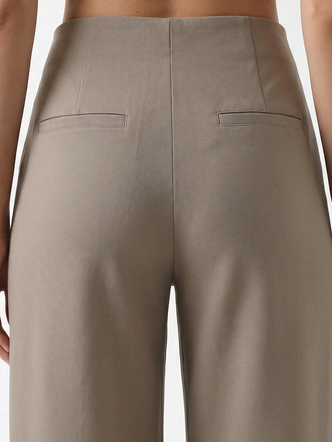 Women Oatmilk High-Rise Tregging - Image 7