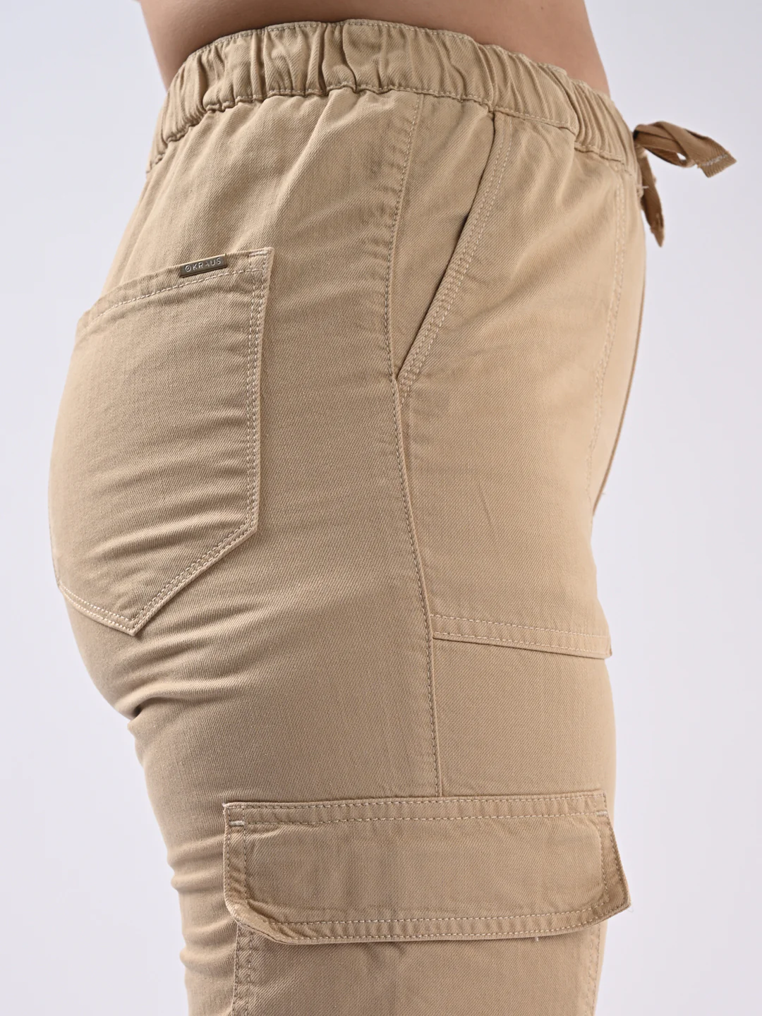Women Oatmilk Jogger Cargo - Image 4