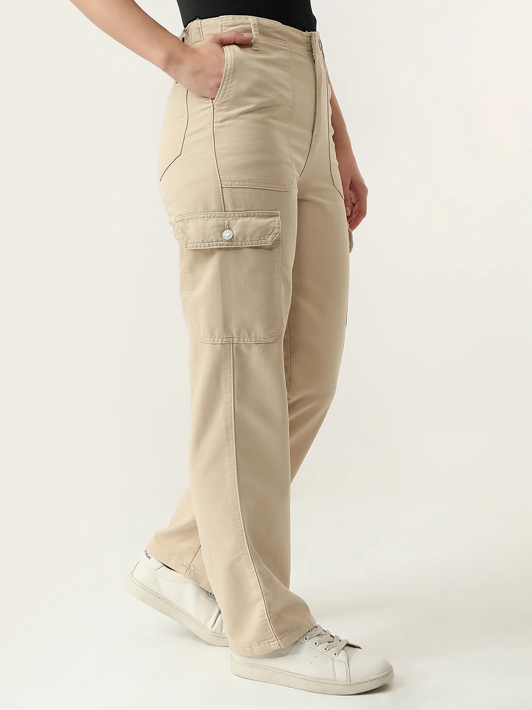 Women Oatmilk Mid-Rise Cargo - Image 5