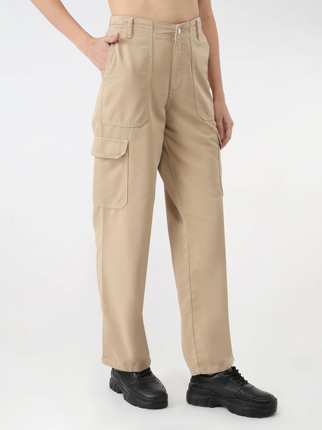 Women Oatmilk Mid-Rise Skinny Cargo - Image 6