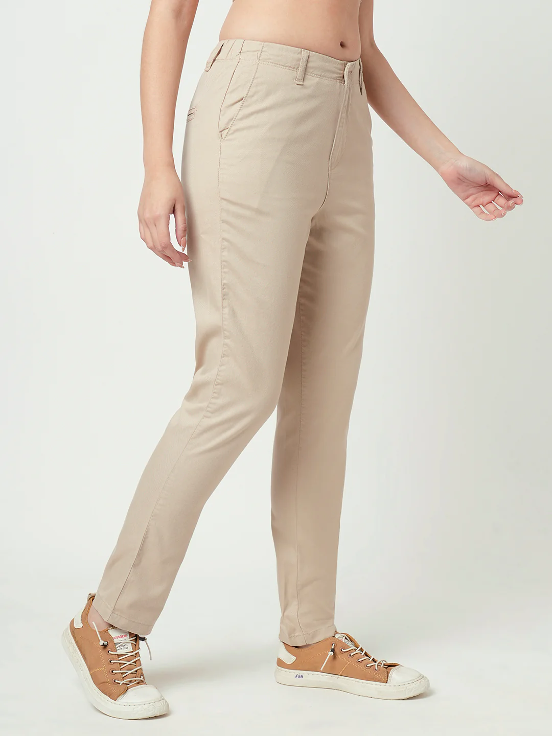 Women Oatmilk Mid-Rise Trouser - Image 5