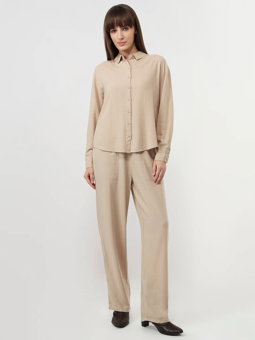 Women Oatmilk Oversized Shirt - Image 4