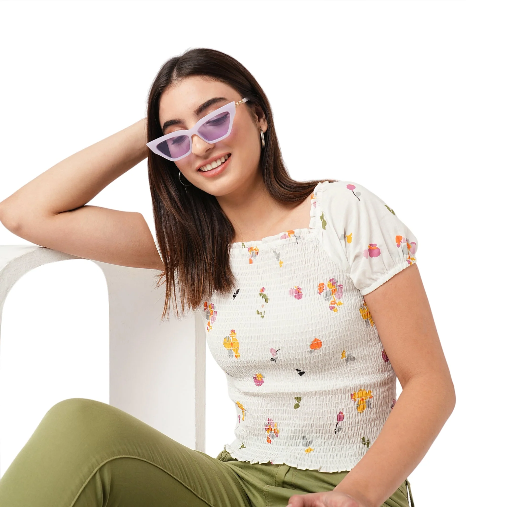 Women Off White Floral Printed Top - Image 4
