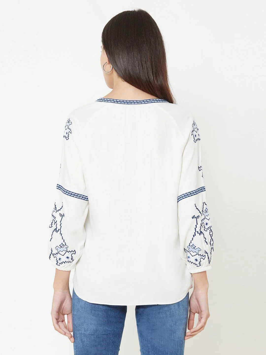 Women Off White Slim Fit Top - Image 3