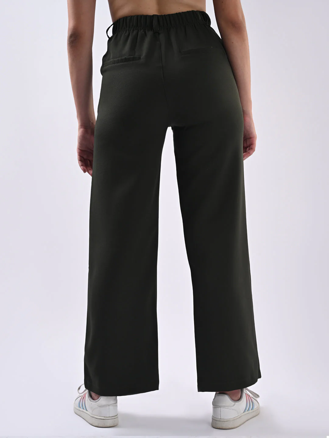 Women Olive Mid-Rise Wide Leg Trousers - Image 3