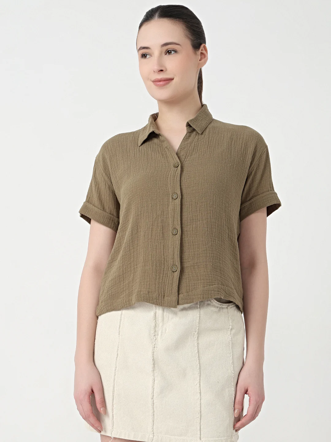 Women Olive Slim Fit Crop Shirt - Image 2