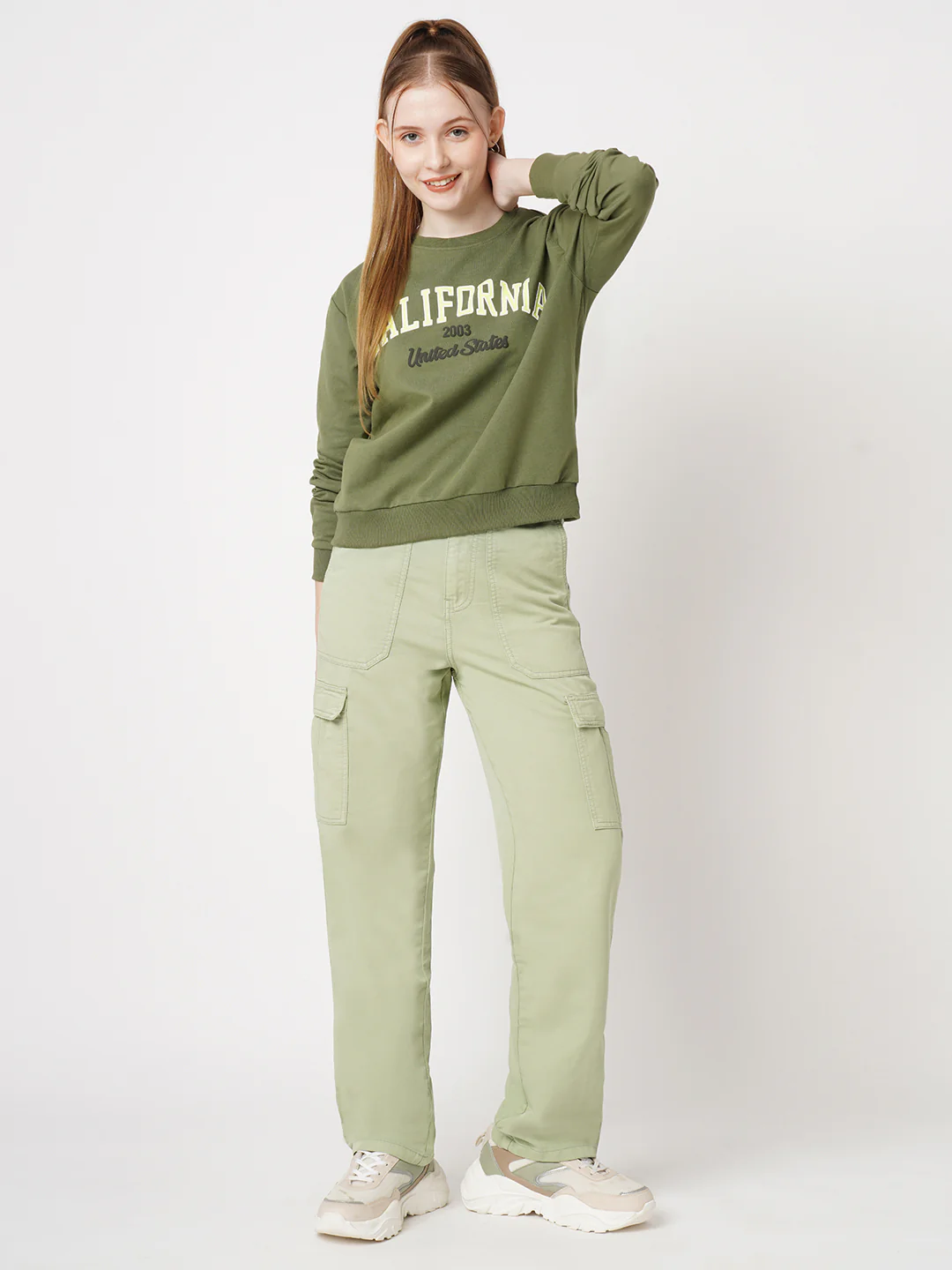 Women Olive Slim Fit Sweatshirt - Image 4