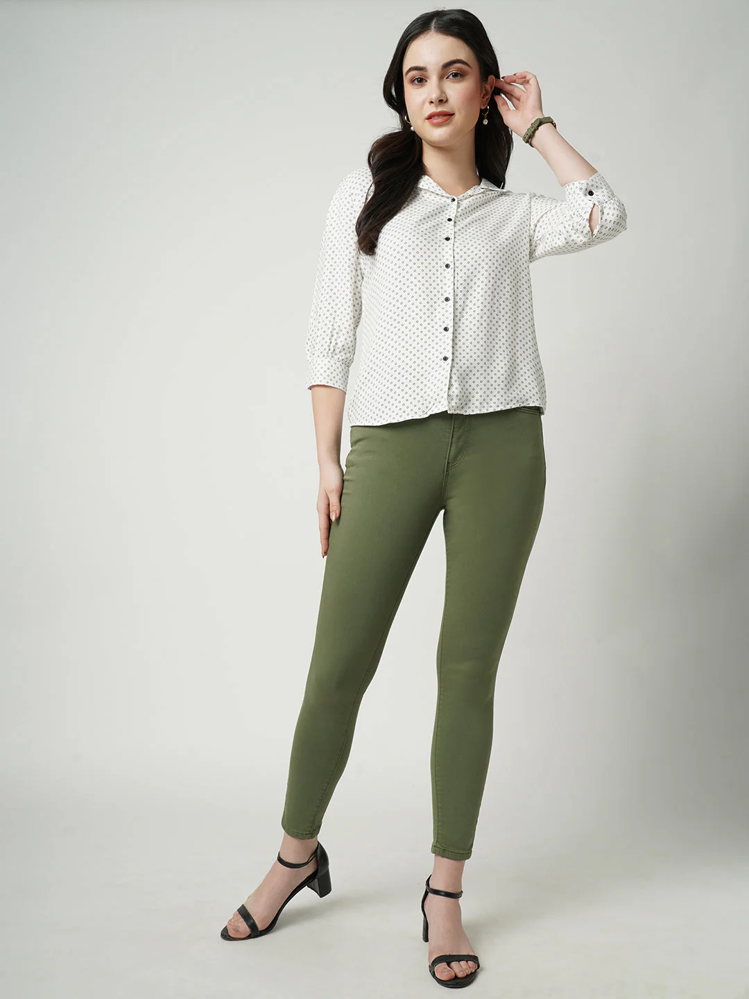 Women Olive Super High-Rise Super Skinny Jeans - Image 4