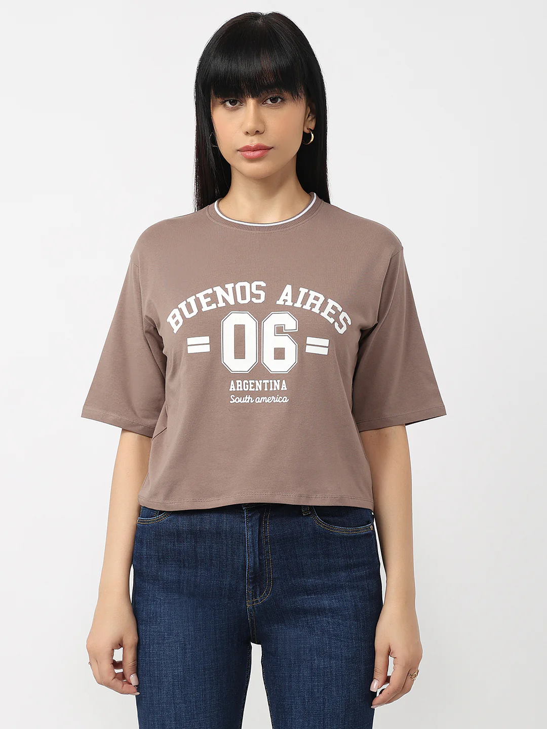 Women Oyster Graphic Crop Tees - Image 2