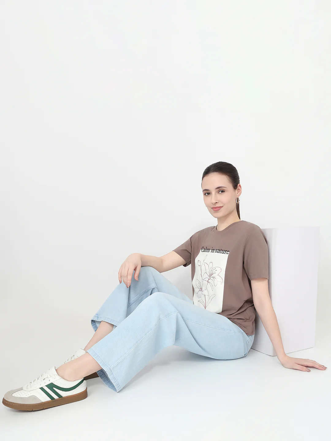 Women Oyster Slim Fit Graphic T-Shirt