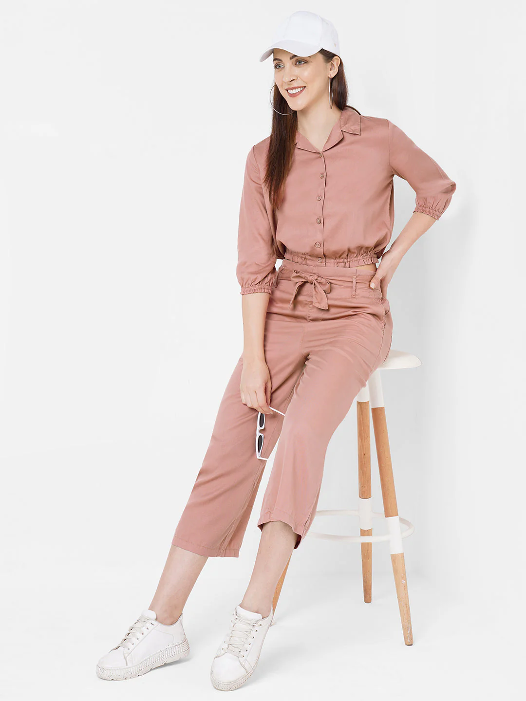 Women Pink Solid Crop Shirt - Image 4