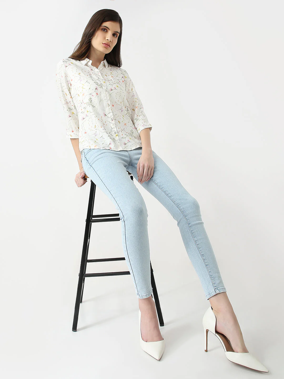 Women Printed Shirt - Image 4