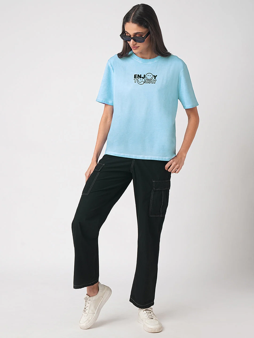 Women Sky Cold Dye Boxy Graphic Tees - Image 4