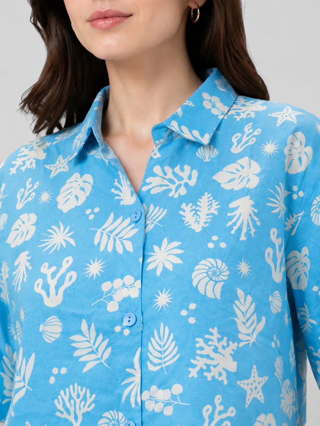 Women Sky Crop Shirt - Image 5