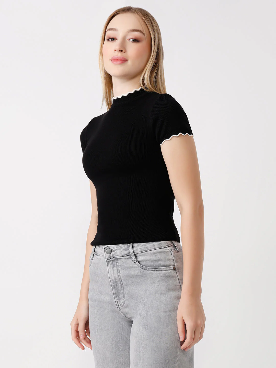 Women Slim Fit Black Flat Knit Top - Image 5