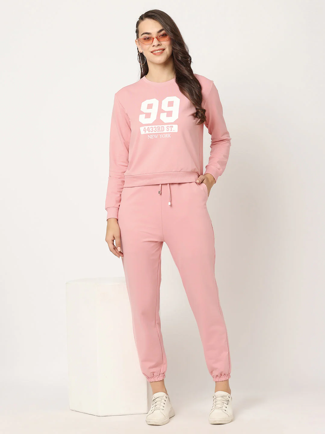 Women Slim Fit Blush Pink Printed Sweatshirt - Image 2