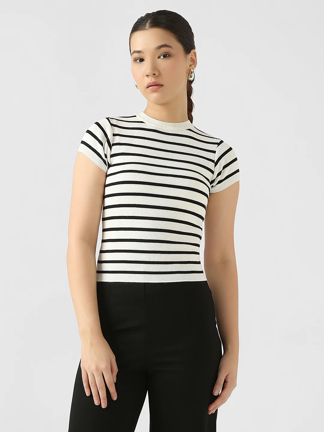 Women Black/White Slim Fit Flat Knit - Image 2