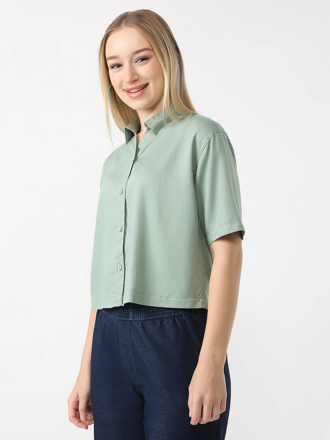Women Mint Slim Fit Crop Shirt - Image 4
