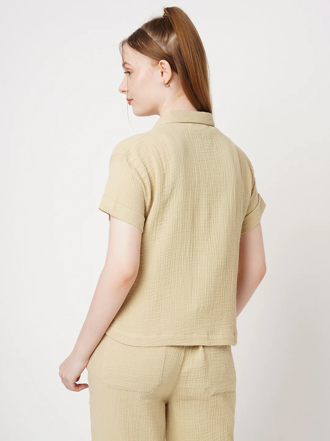 Women Solid Crop Shirt - Image 3