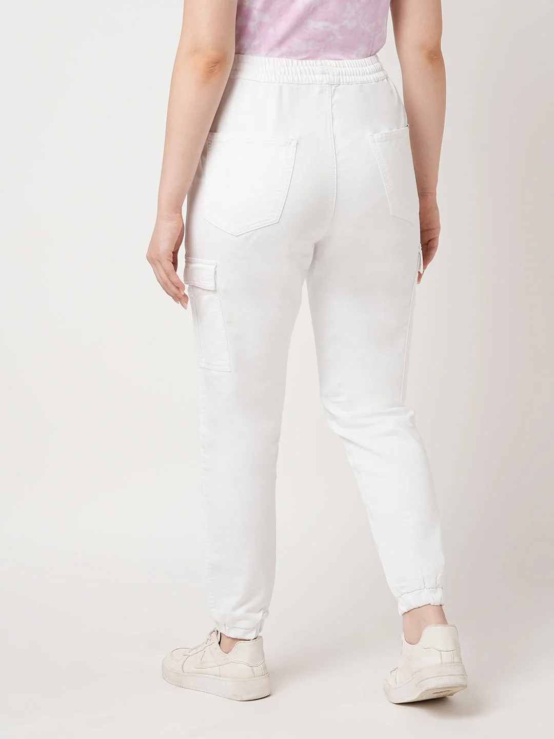 Women Solid High-Rise Joggers - Image 3