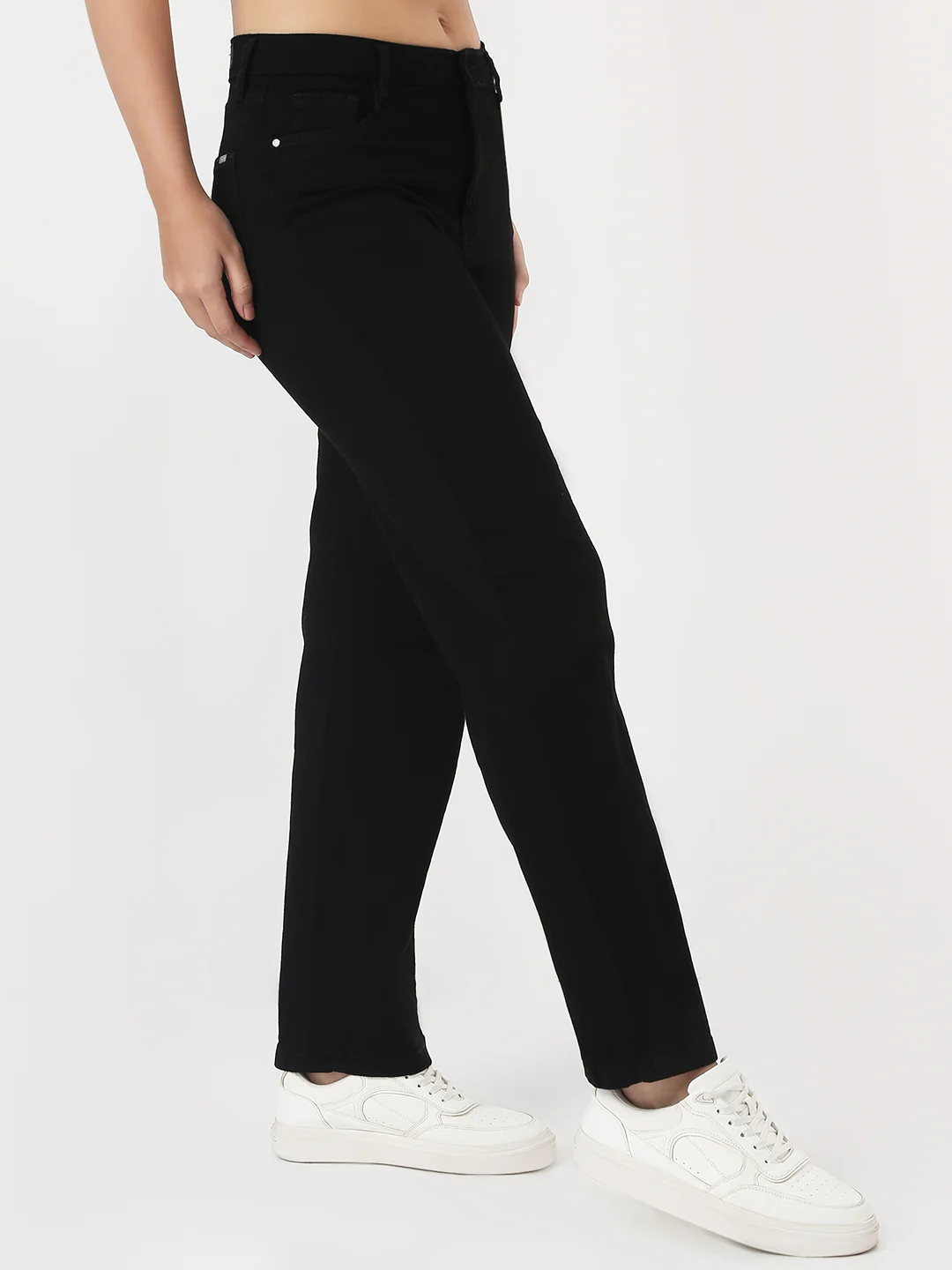 Women Solid Loose Straight Jeans - Image 5