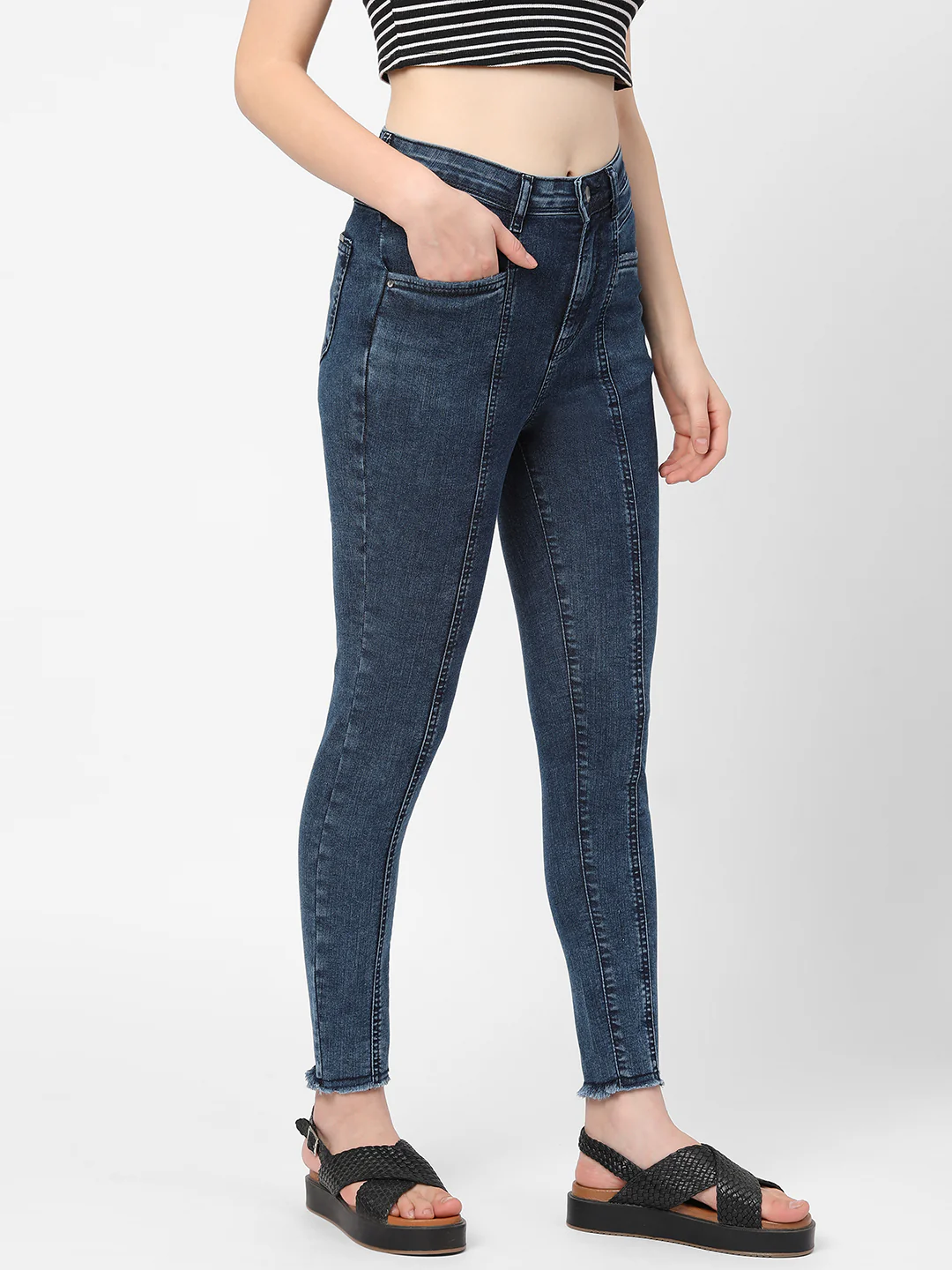 Women Super High-Rise Super Skinny Fit Jeans - Image 4
