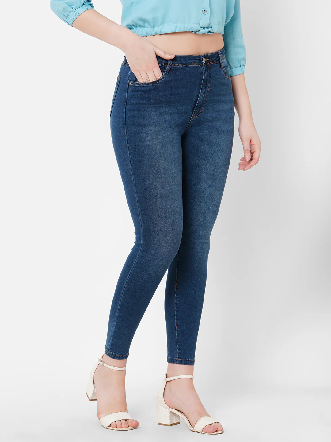 Women Super High-Rise Super Skinny Jeans - Image 4